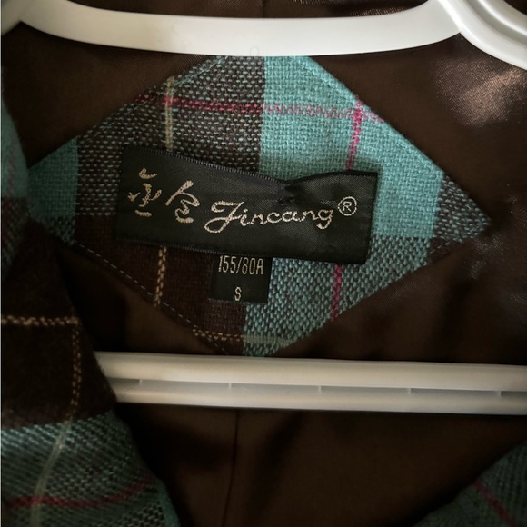 Beige jacket - Picture 12 of 12